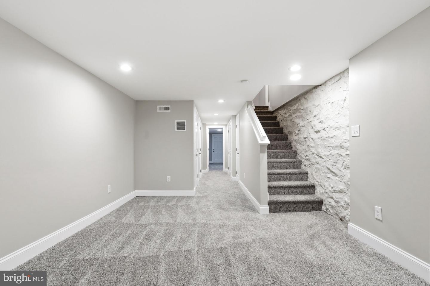 1619 Appleton St Property Photo 22