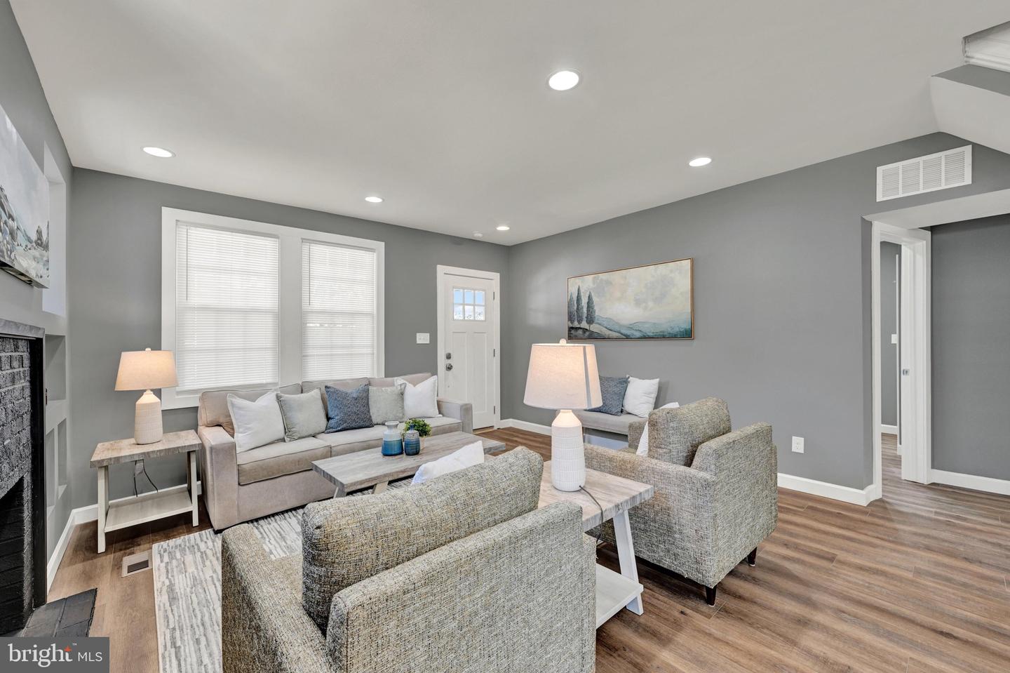 5101 Ardmore Way Property Photo 4
