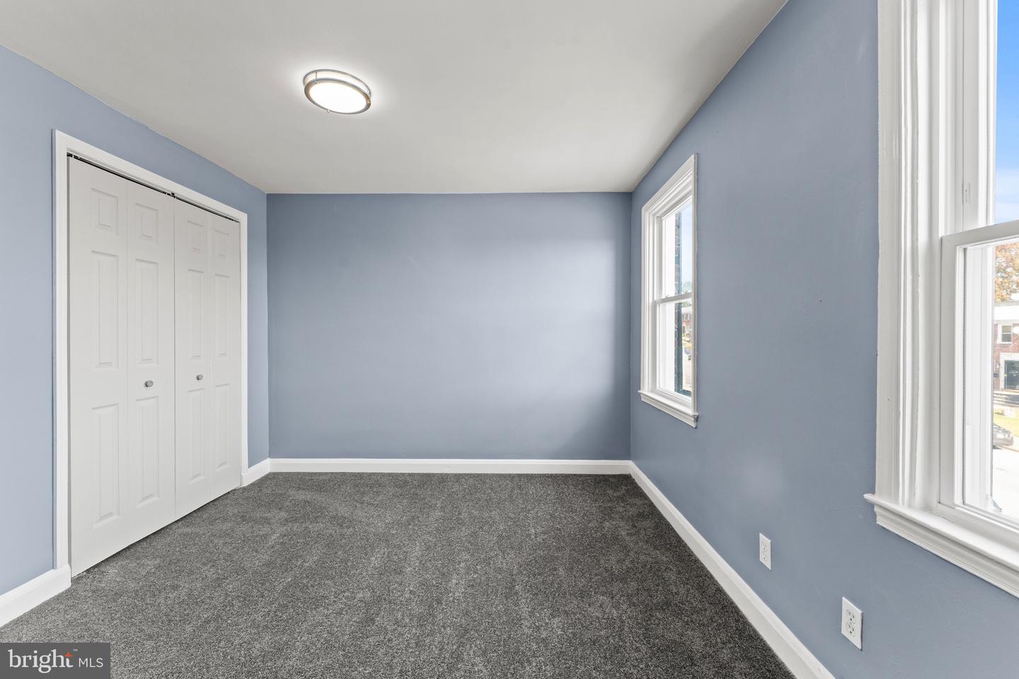 3693 Kenyon Ave Property Photo 23