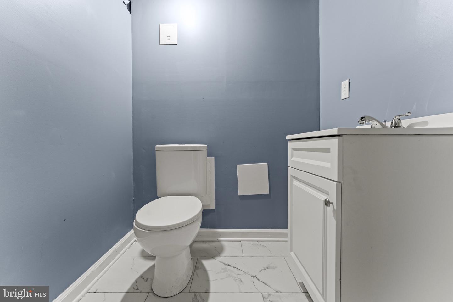 3693 Kenyon Ave Property Photo 26