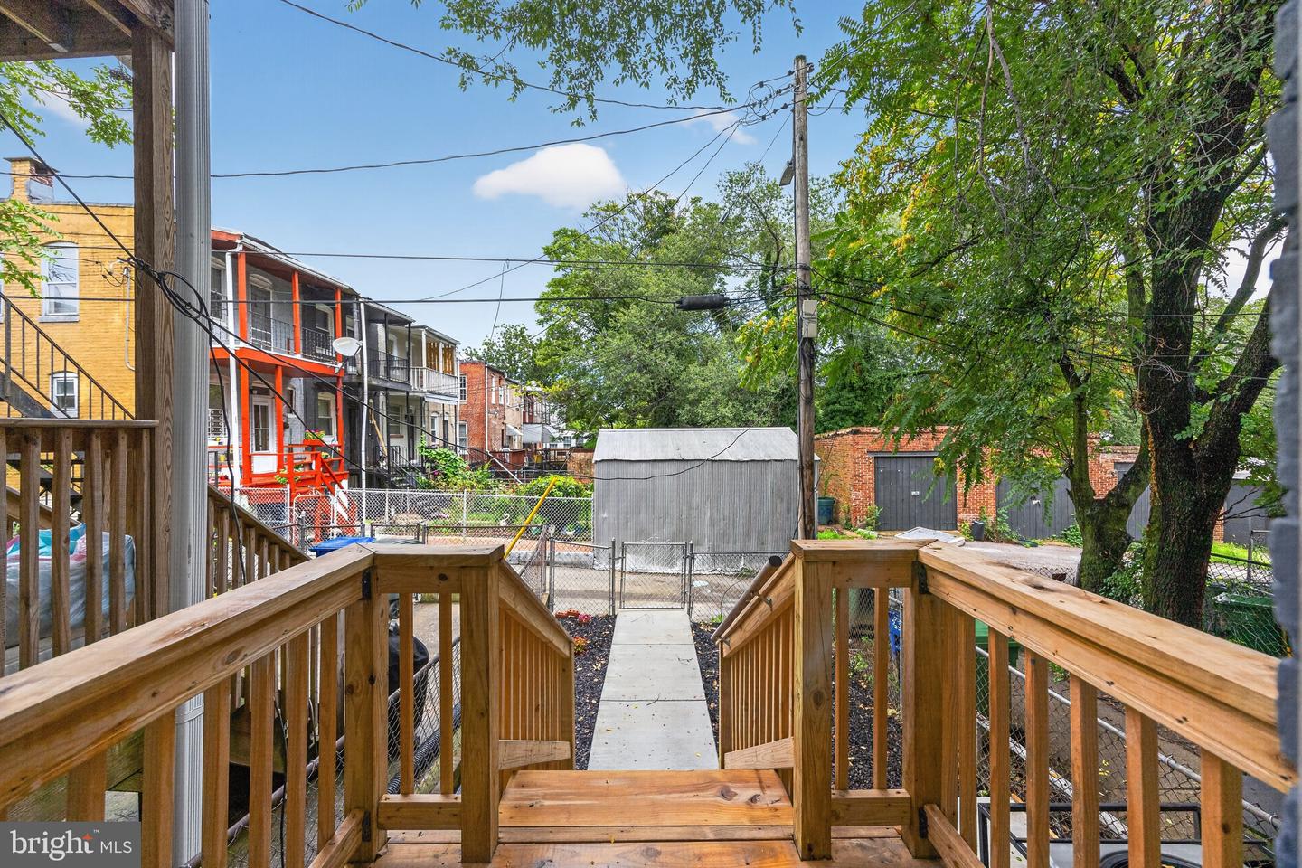 2033 N Bentalou St Property Photo 24