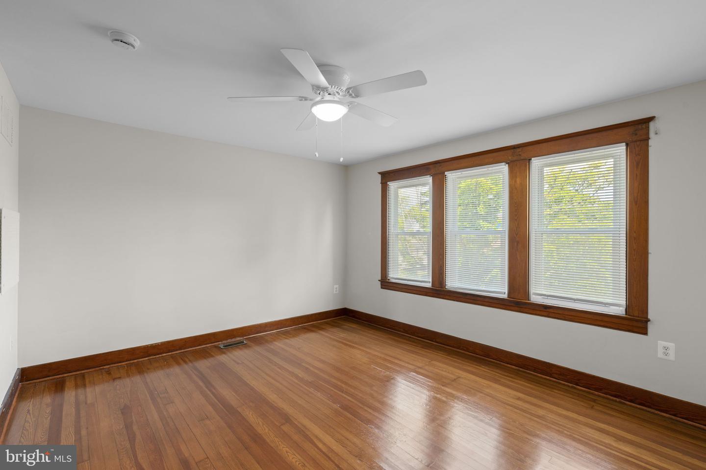 6004 Burgess Ave Property Photo 25