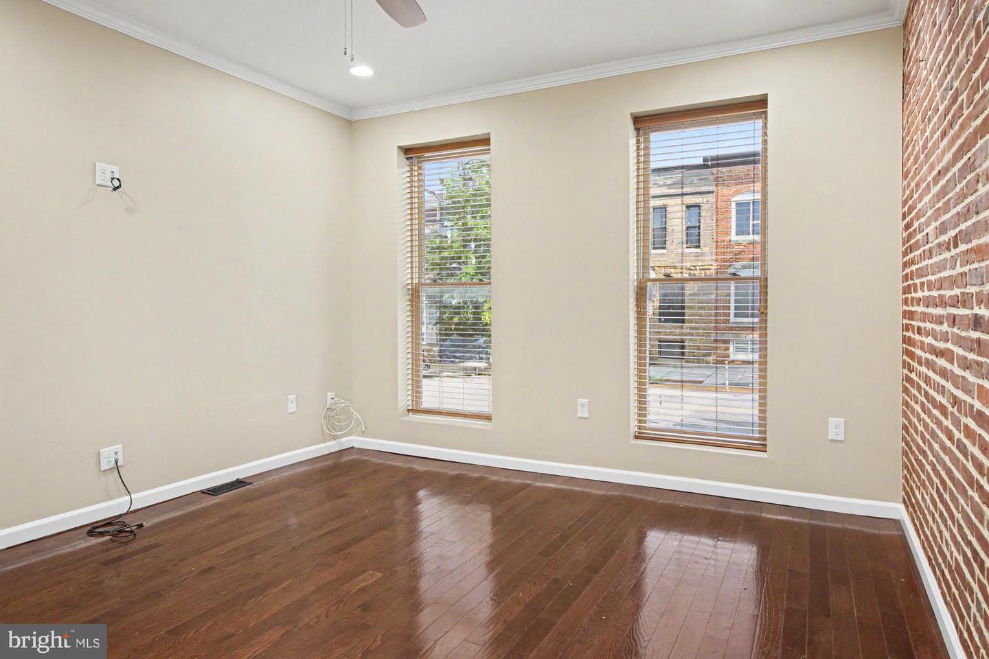 1 S East Ave Property Photo 4