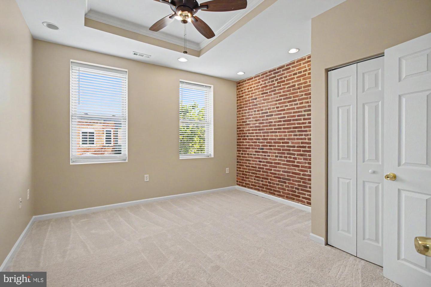 1 S East Ave Property Photo 24