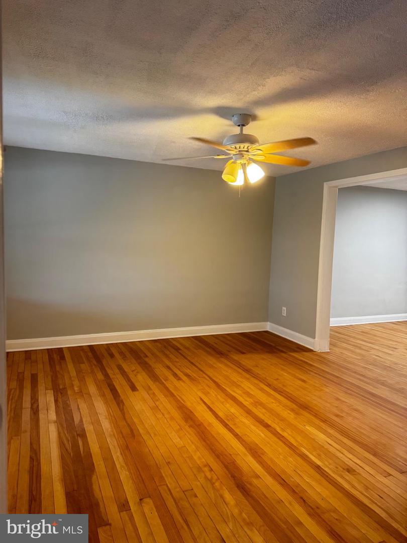 2625 Waterview Ave Property Photo 11