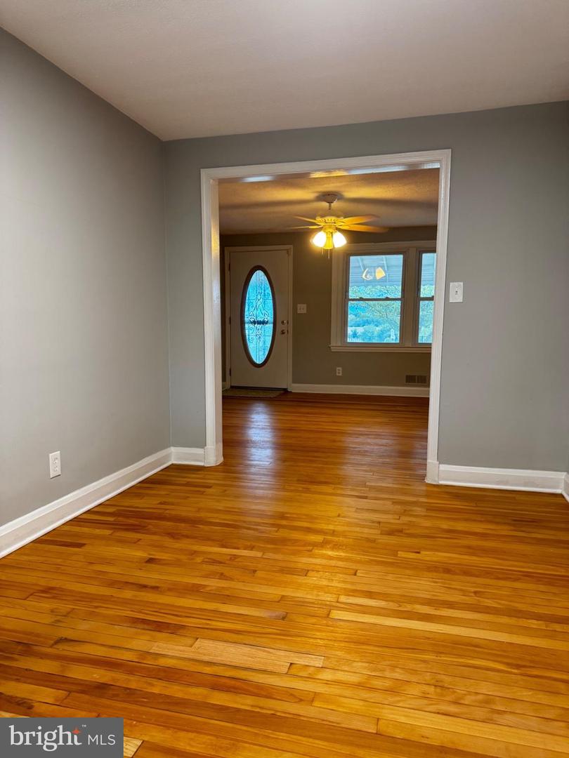 2625 Waterview Ave Property Photo 16