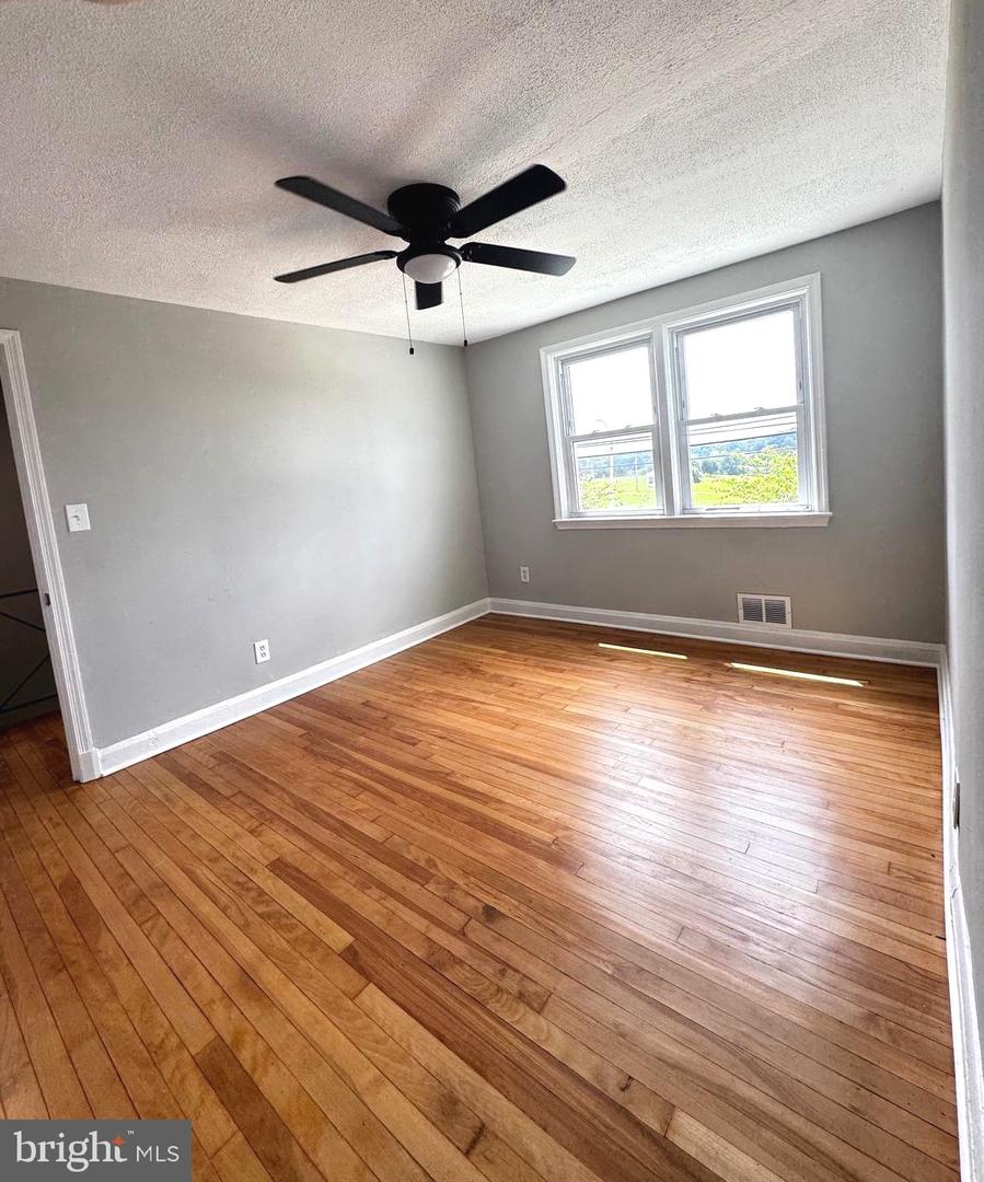 2625 Waterview Ave Property Photo 51