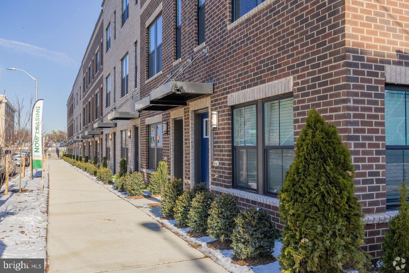 1815 Guilford Ave Property Photo 1
