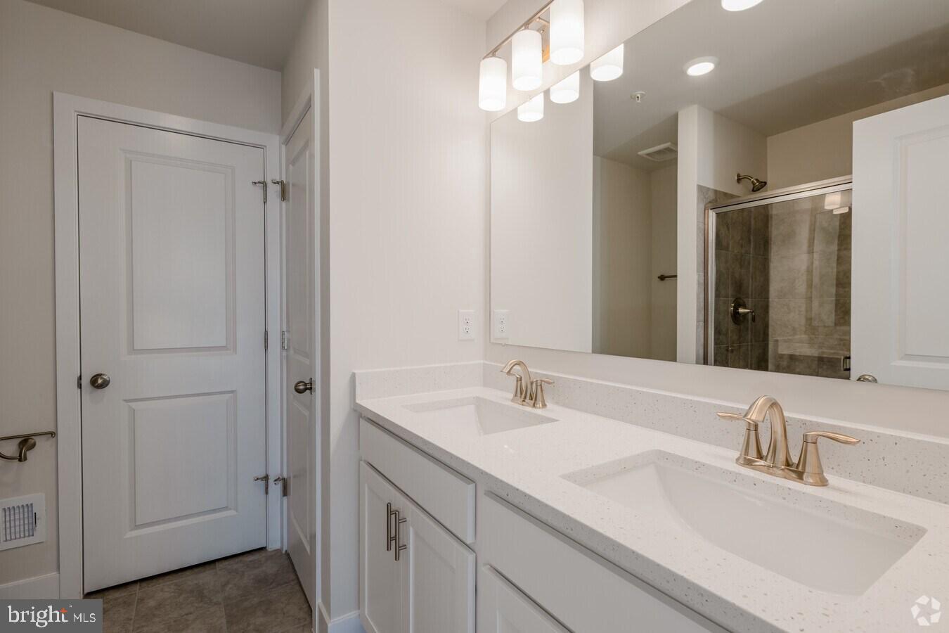 1815 Guilford Ave Property Photo 10