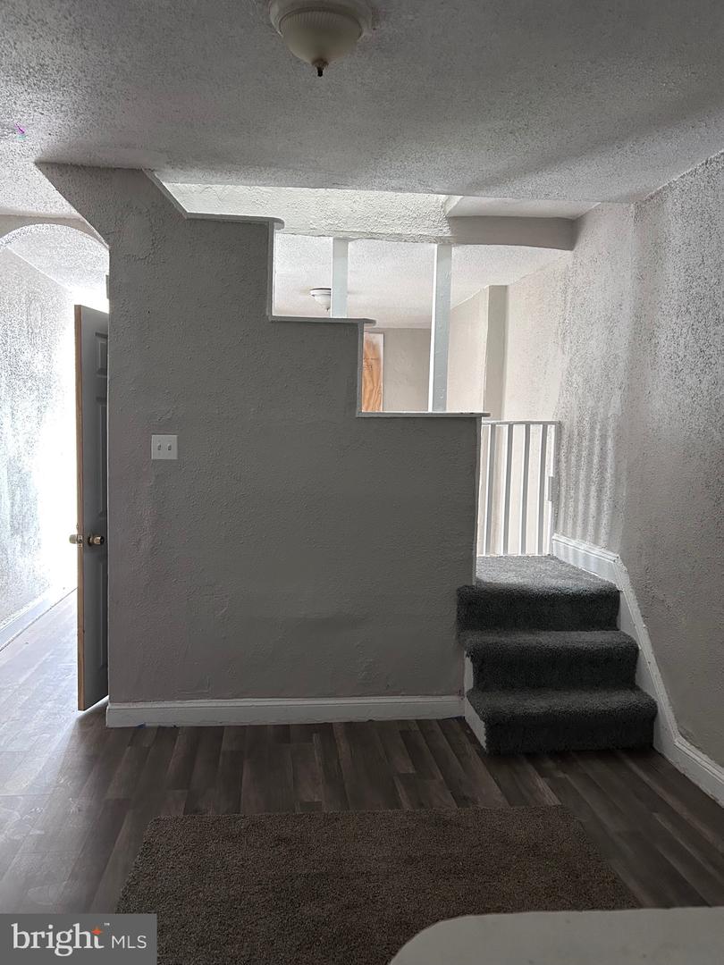 2134 Boyd Property Photo 5