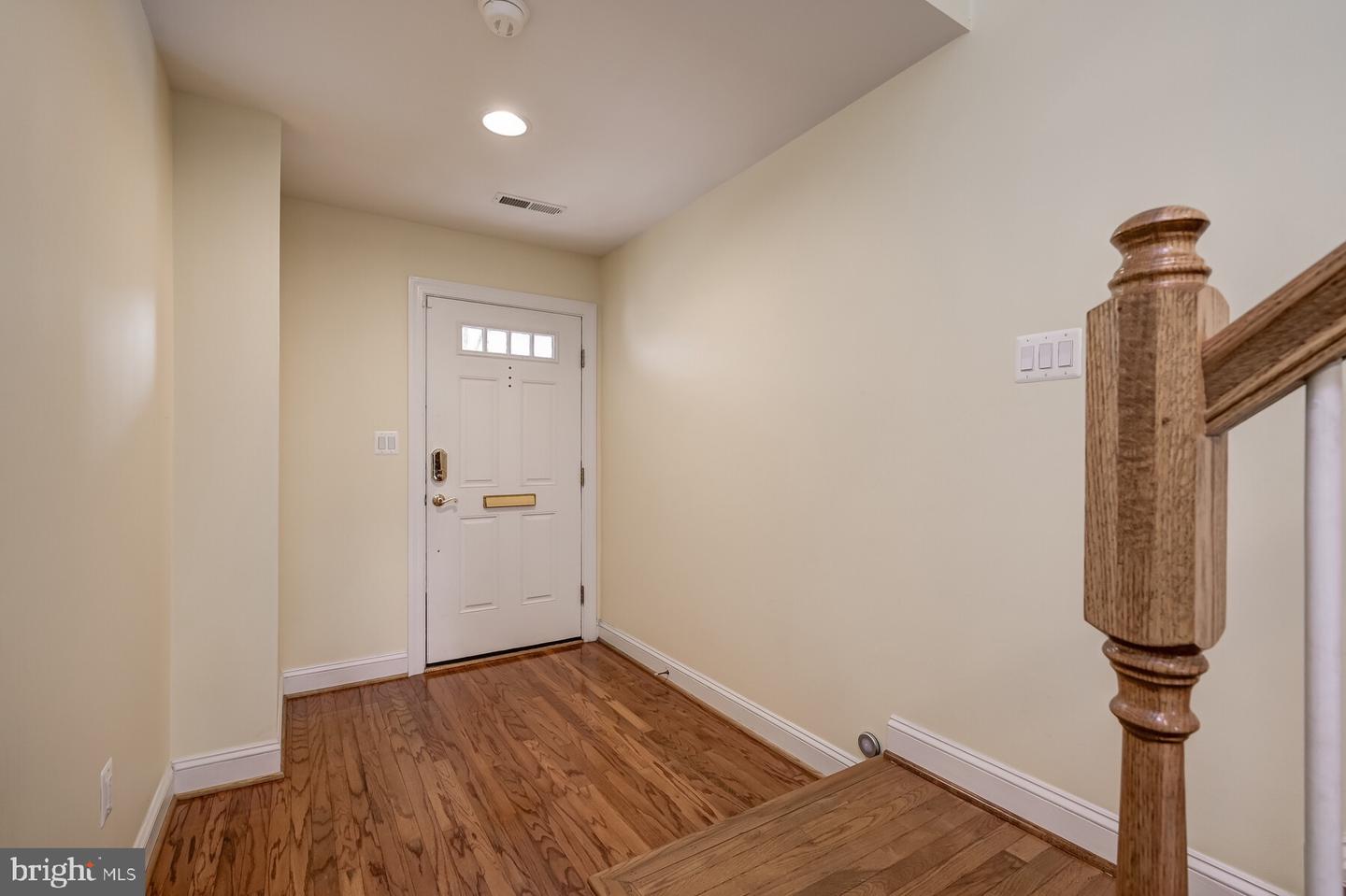 1236 Harbor Island Walk Property Photo 3
