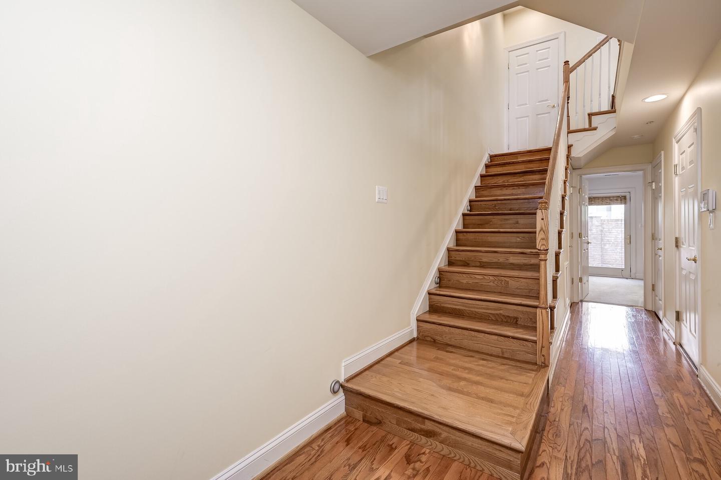1236 Harbor Island Walk Property Photo 4