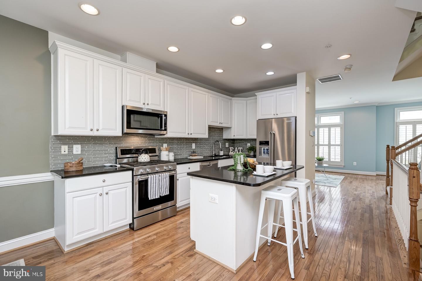 1236 Harbor Island Walk Property Photo 11