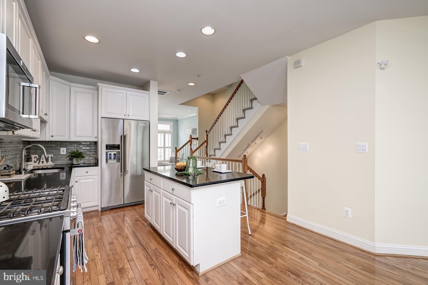 1236 Harbor Island Walk Property Photo 14
