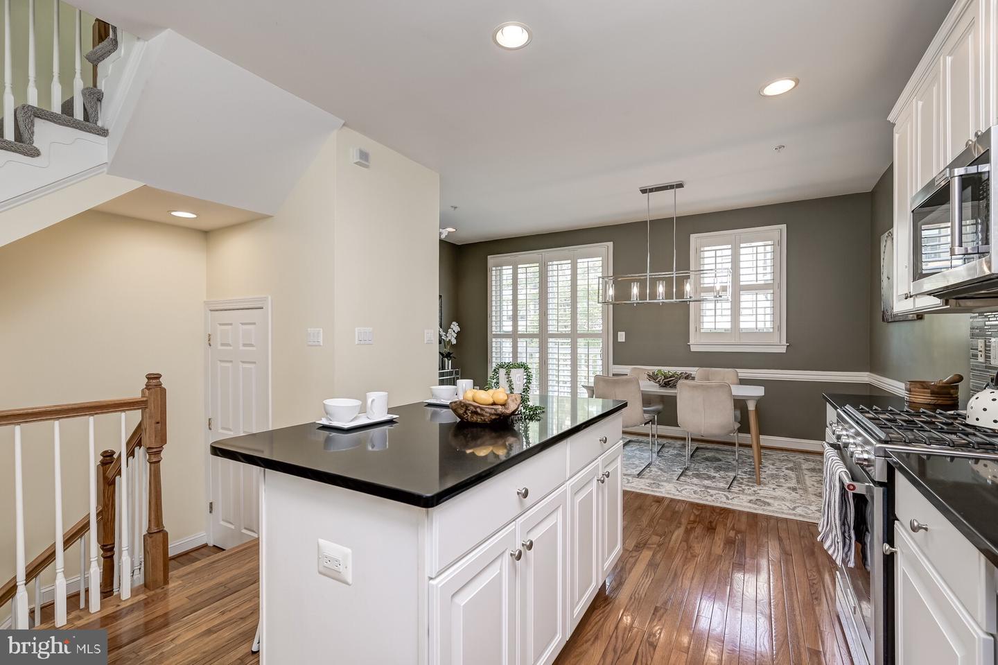 1236 Harbor Island Walk Property Photo 15
