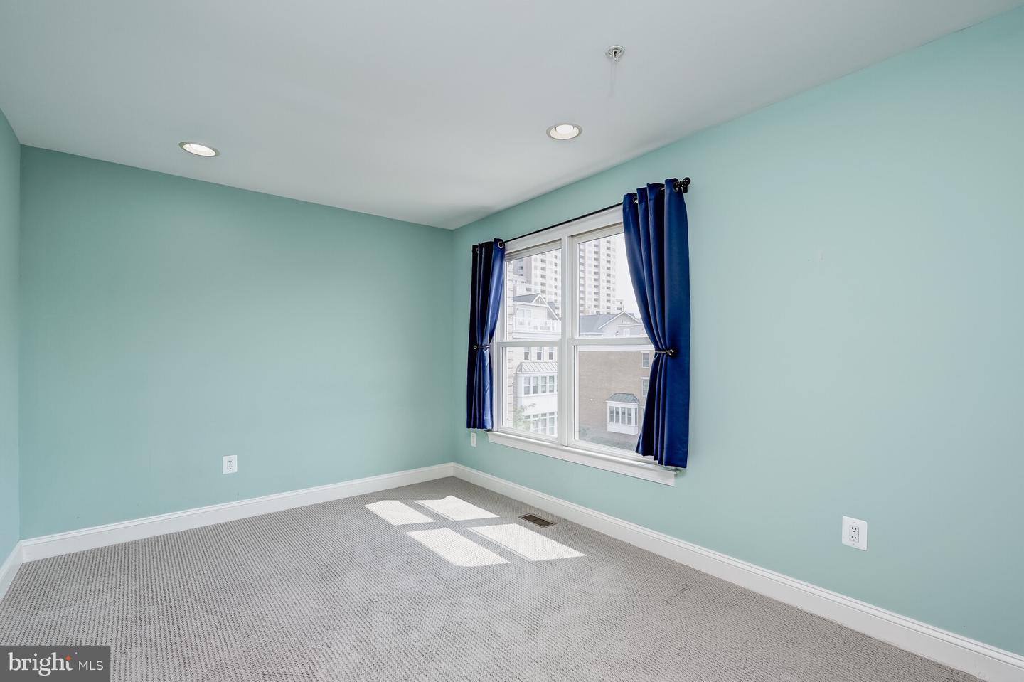 1236 Harbor Island Walk Property Photo 36