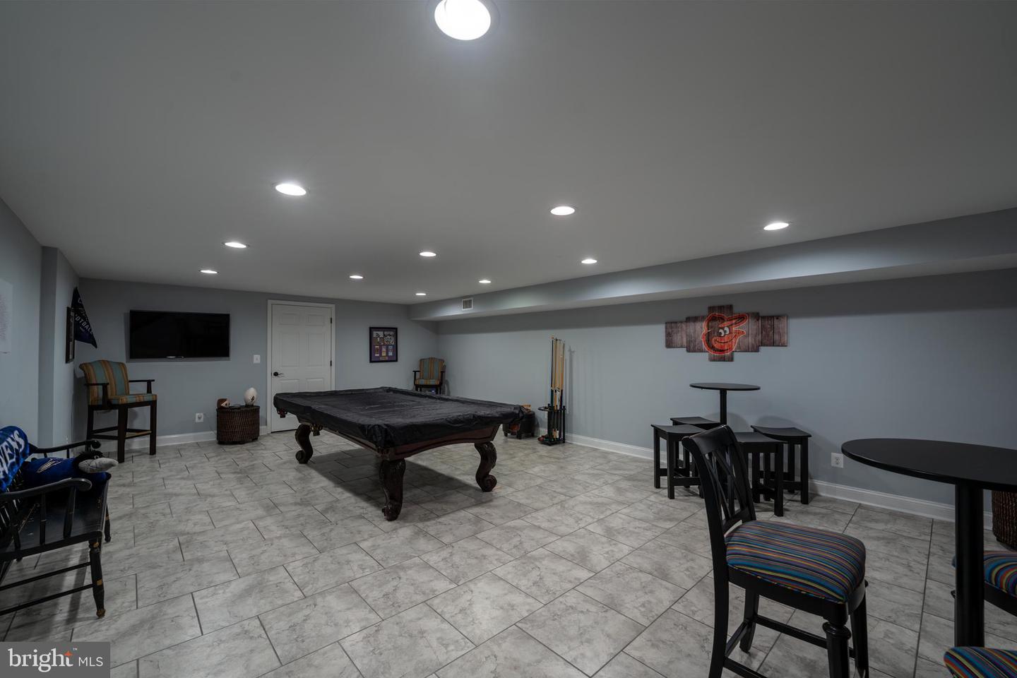 840 S Bond St Property Photo 36