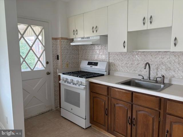 325 Imla St Property Photo 10