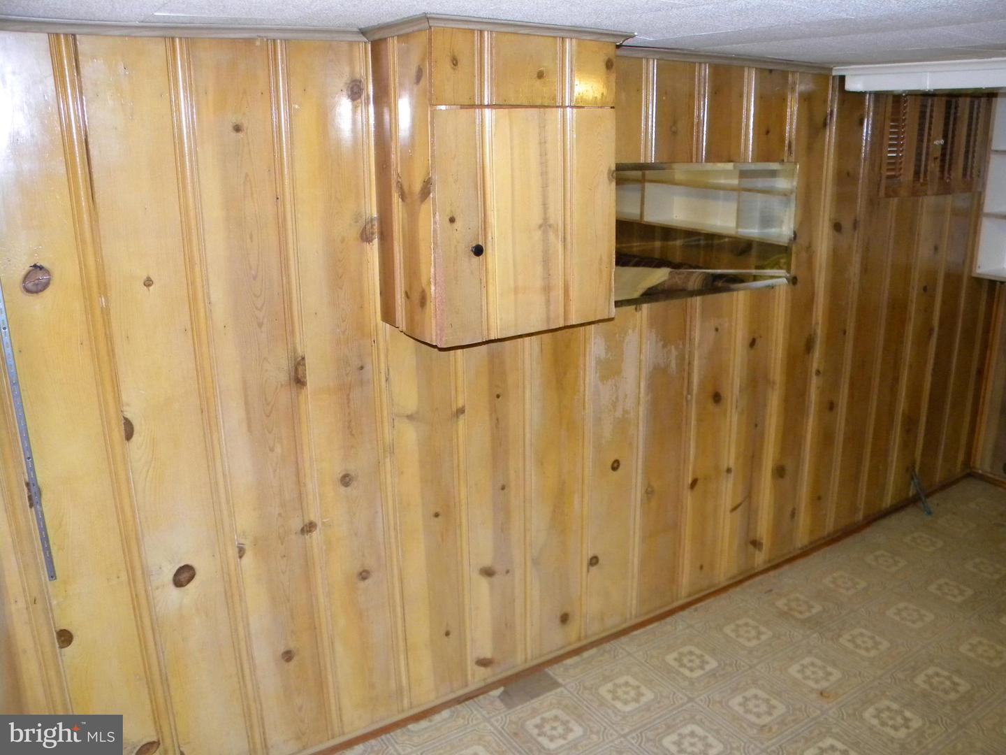 325 Imla St Property Photo 19