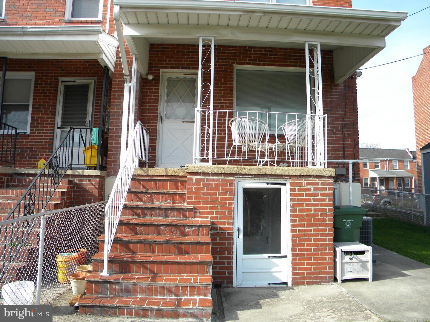 325 Imla St Property Photo 28