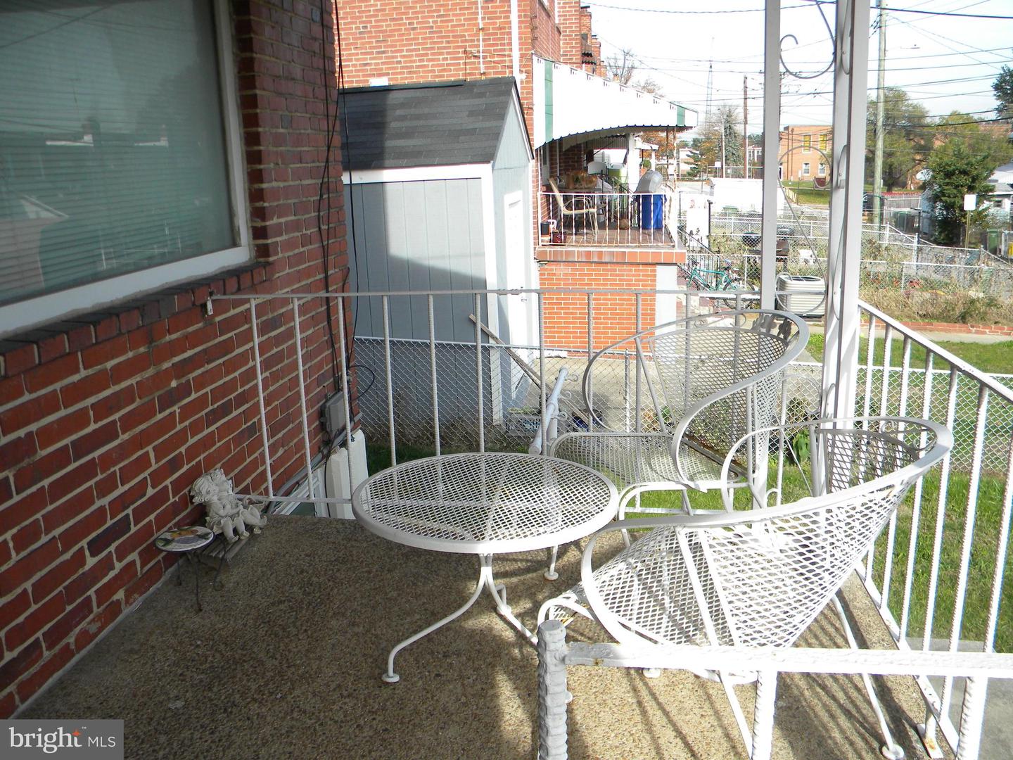 325 Imla St Property Photo 32
