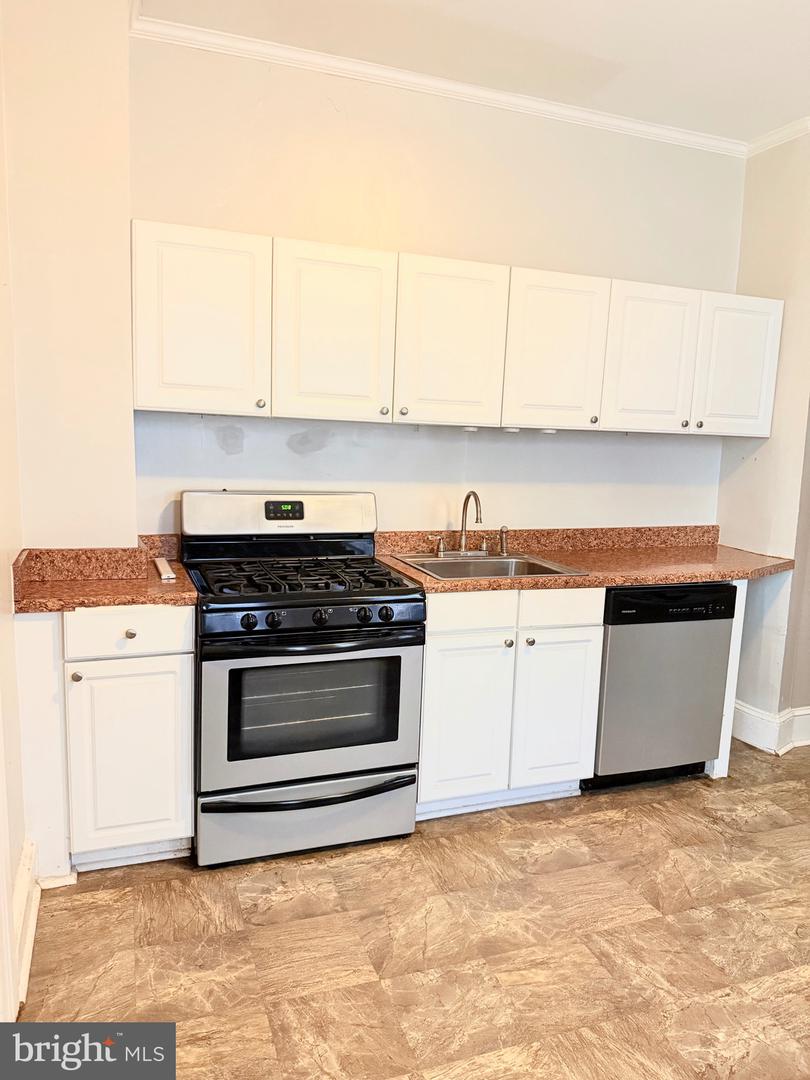 2740 N Calvert St #1 Property Photo 6