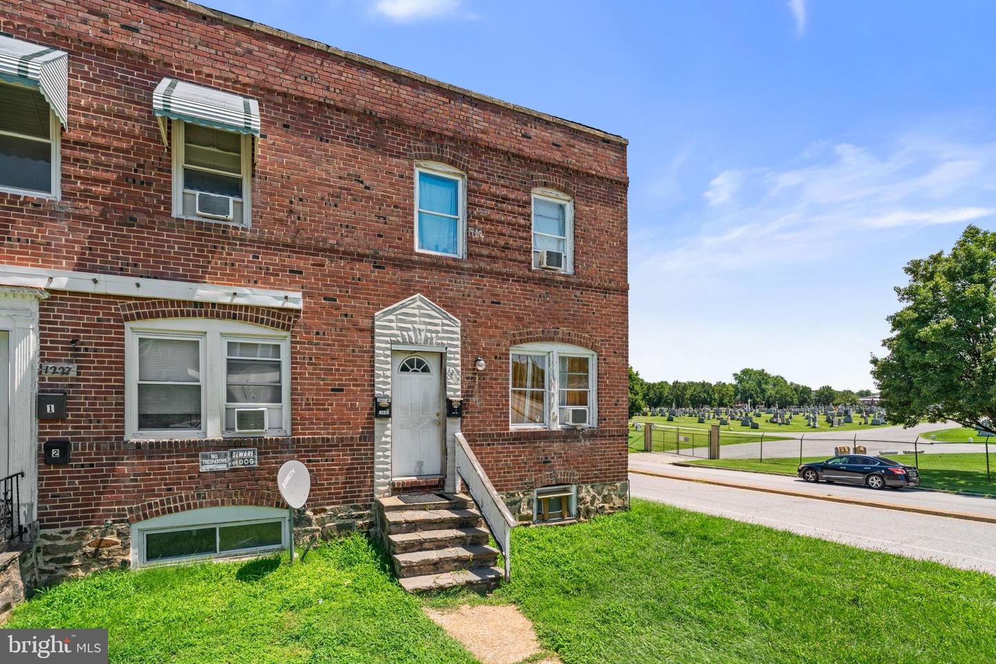 1229 Steelton Ave Property Photo 2