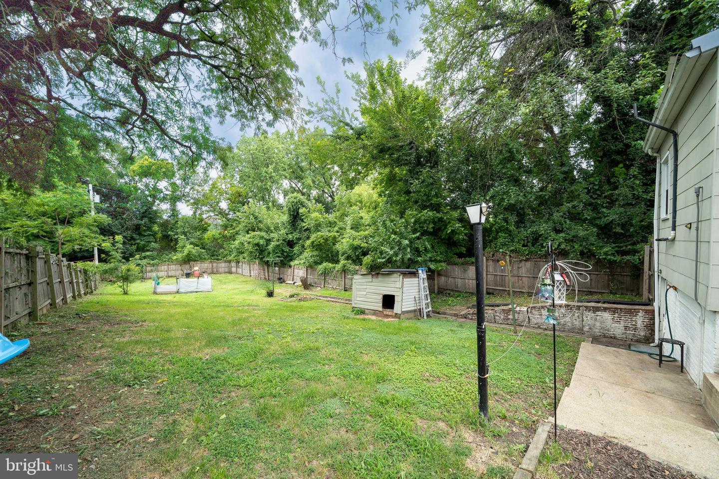 3223 Strickland St Property Photo 7