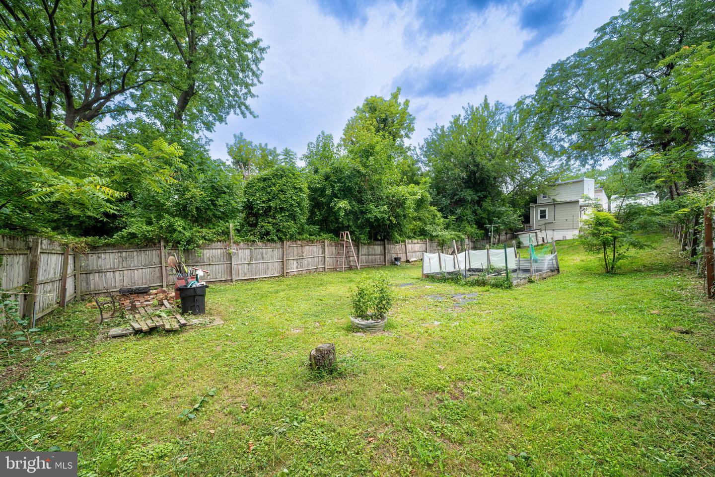 3223 Strickland St Property Photo 14
