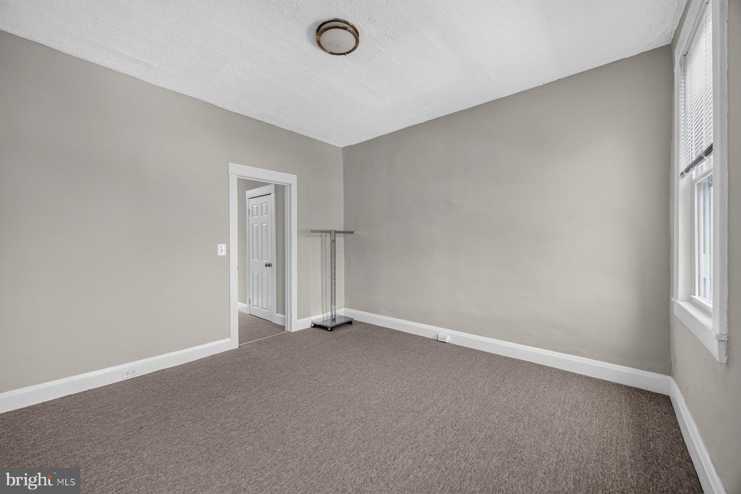 602 S Macon St Property Photo 24