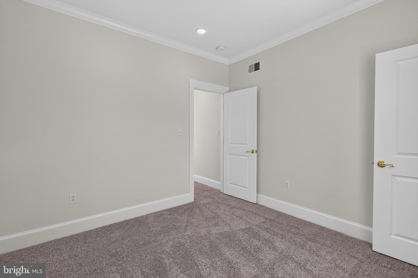 738 E Fort Ave Property Photo 43