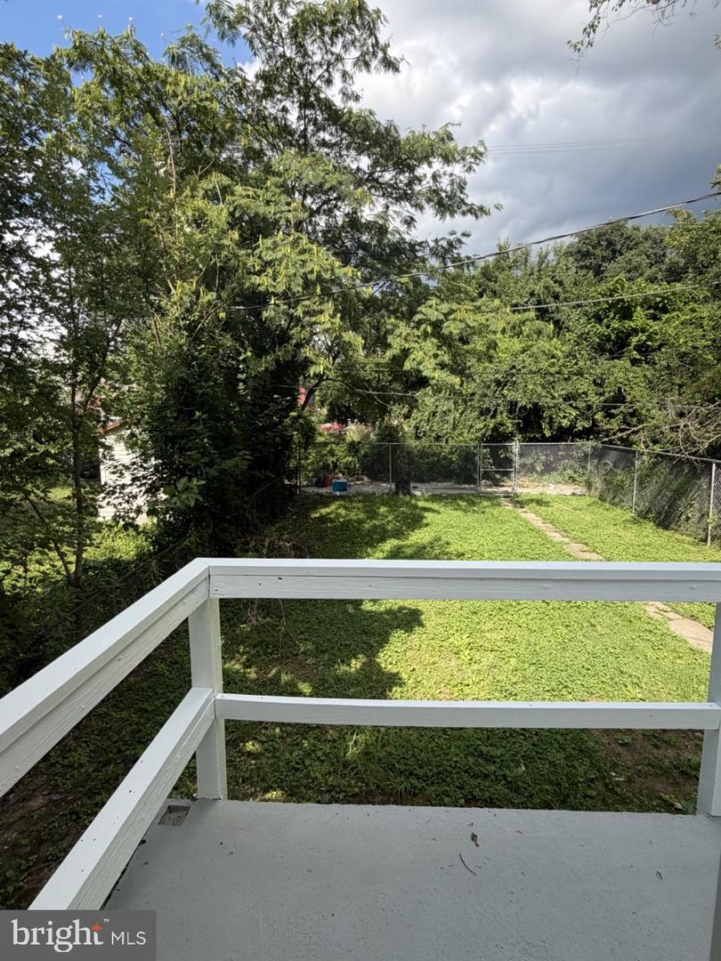 5247 Nelson Ave Property Photo 11