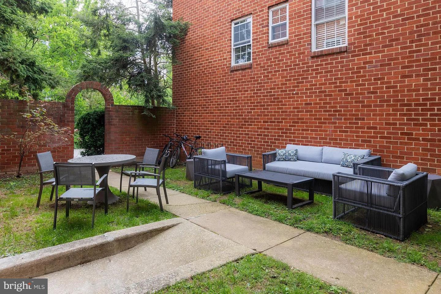 4002 Linkwood Rd #a Property Photo 12