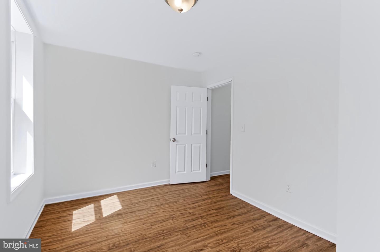 1100 Ashburton St Property Photo 18