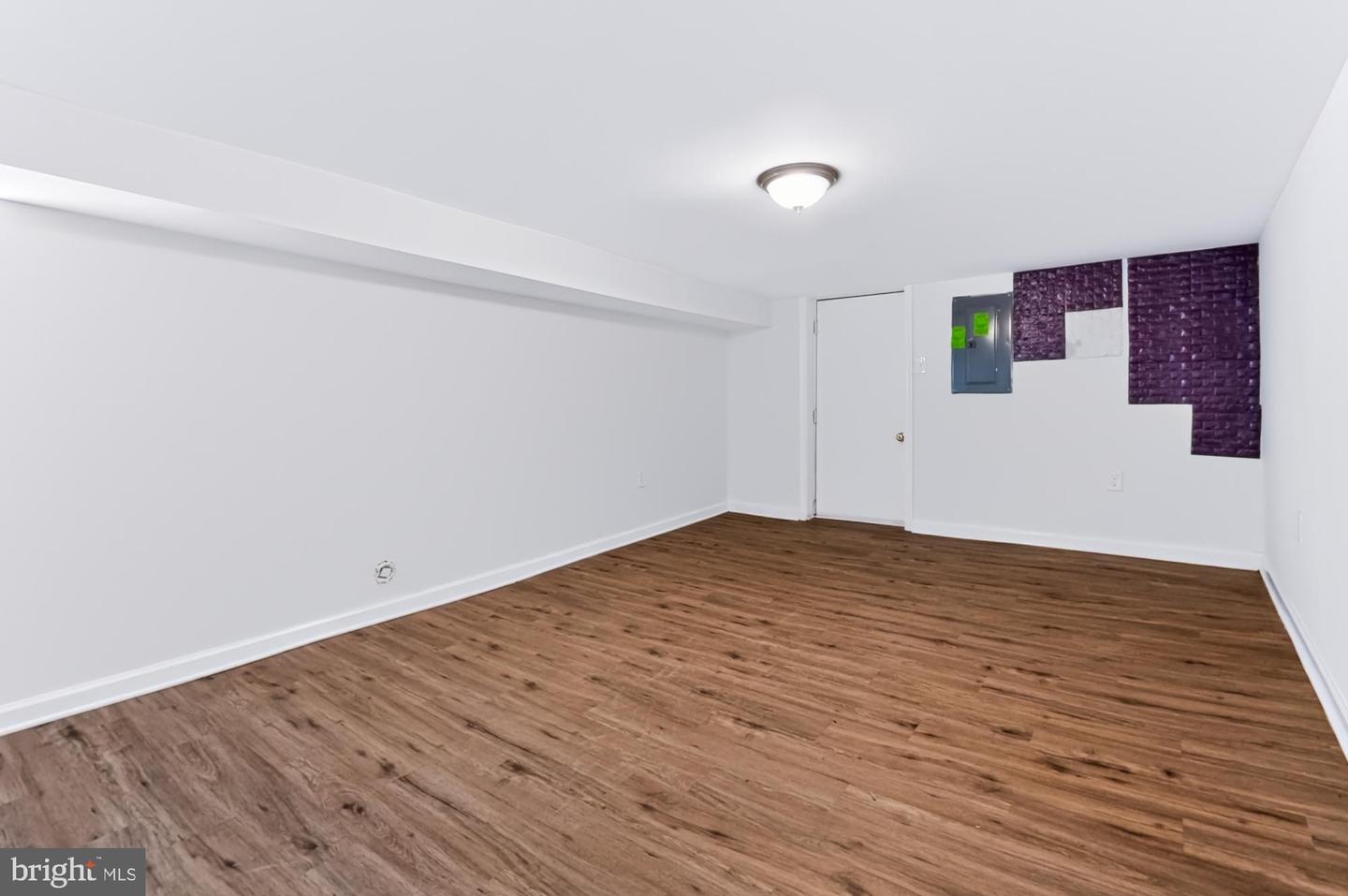 1100 Ashburton St Property Photo 29