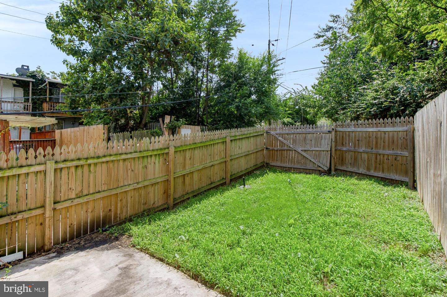 1100 Ashburton St Property Photo 32