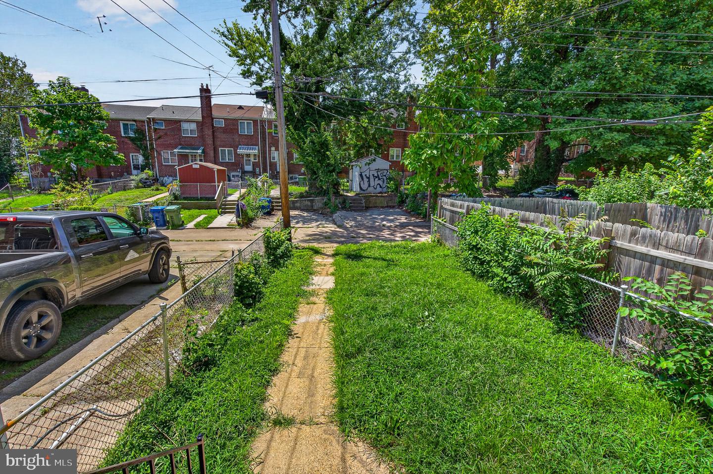 1807 E Belvedere Ave Property Photo 34