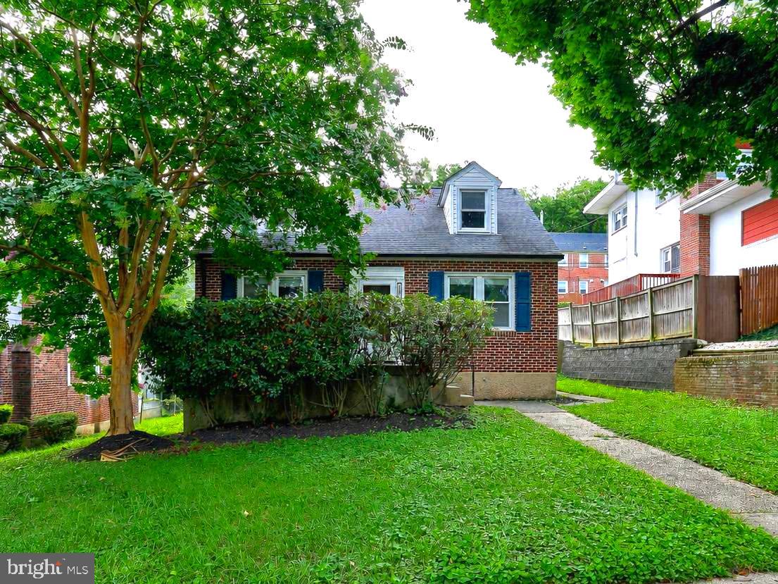 409 Wickham Rd S Property Photo 1