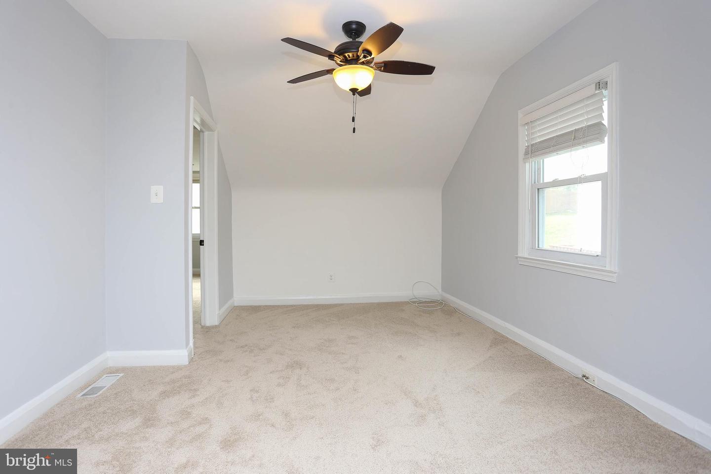 409 Wickham Rd S Property Photo 24