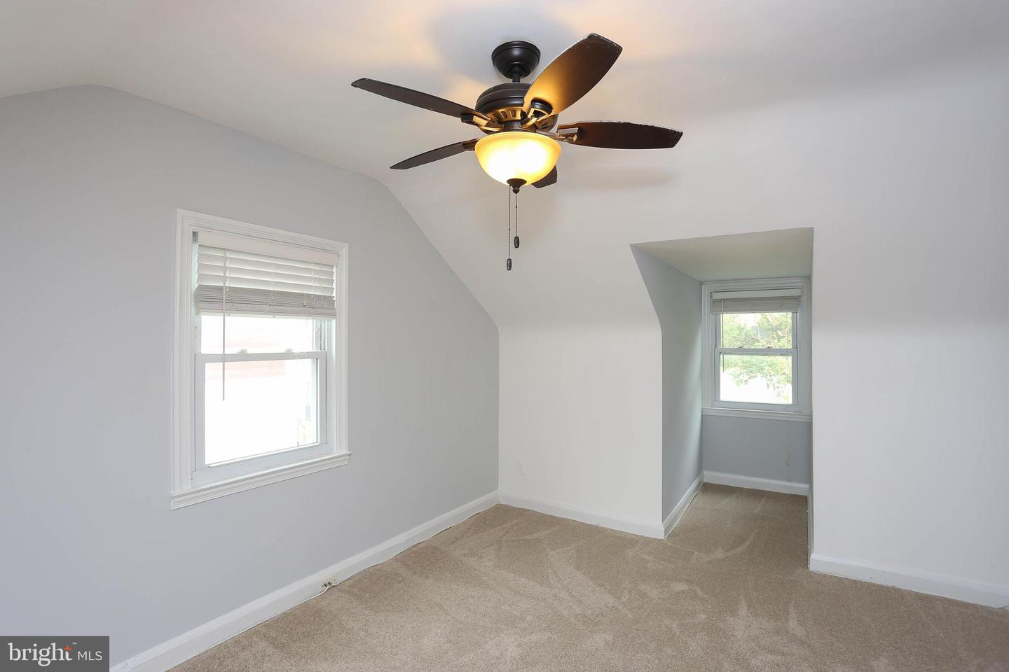 409 Wickham Rd S Property Photo 25