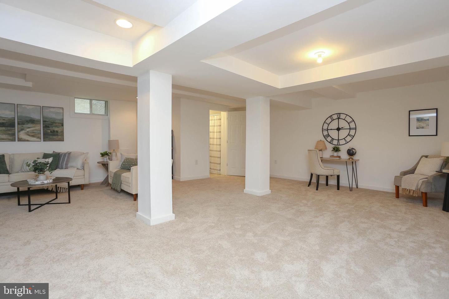 409 Wickham Rd S Property Photo 30