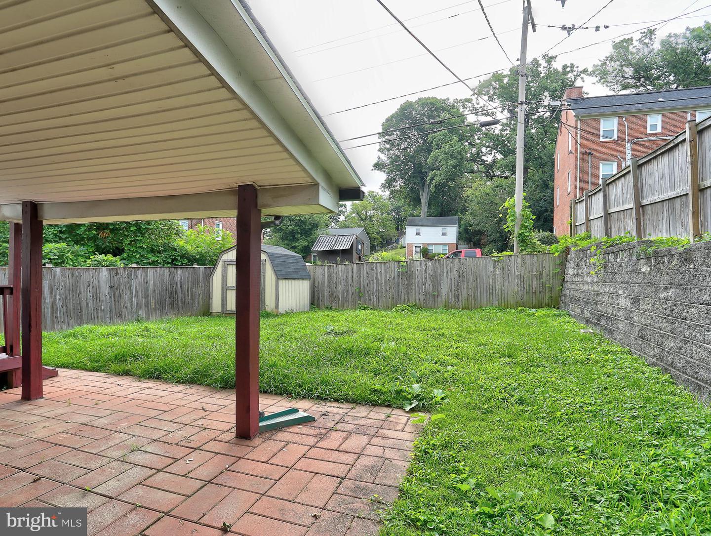 409 Wickham Rd S Property Photo 37