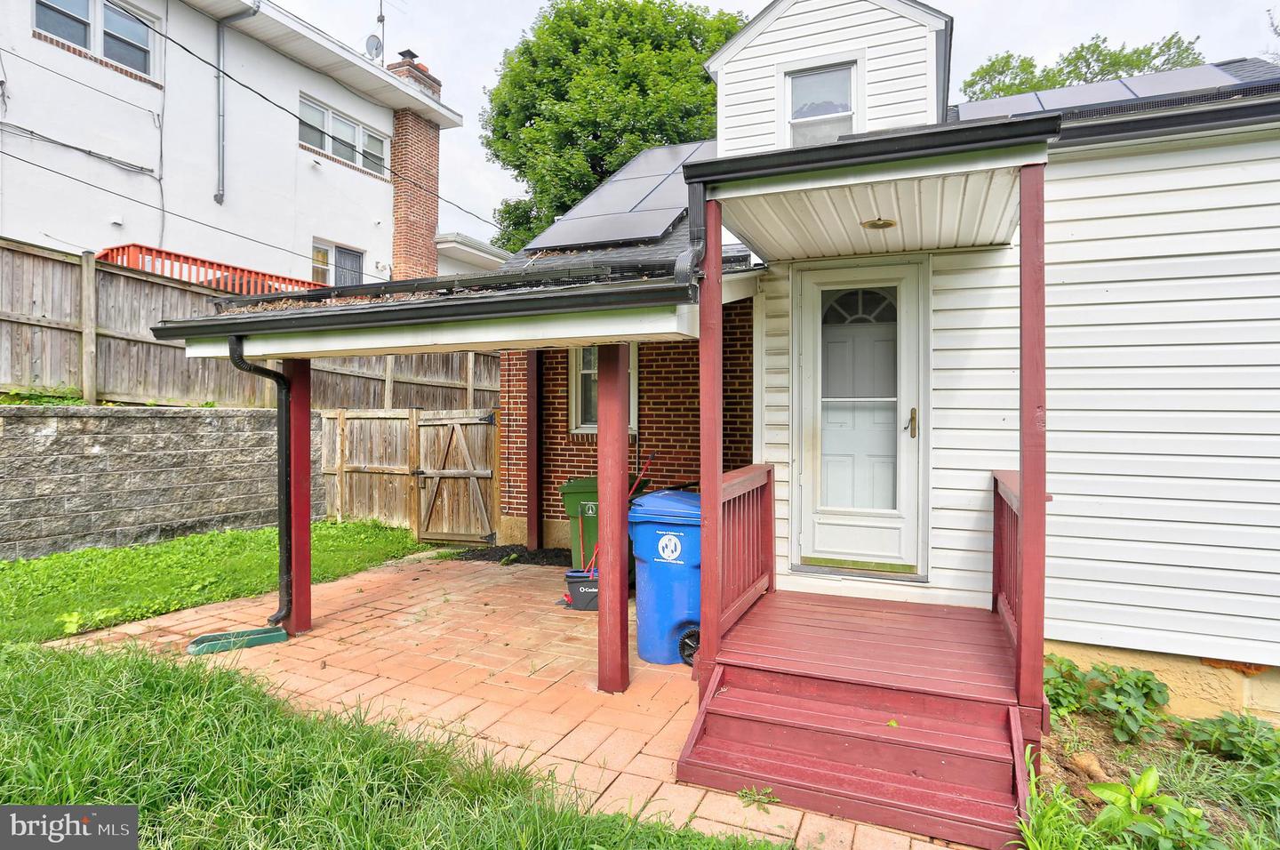 409 Wickham Rd S Property Photo 38