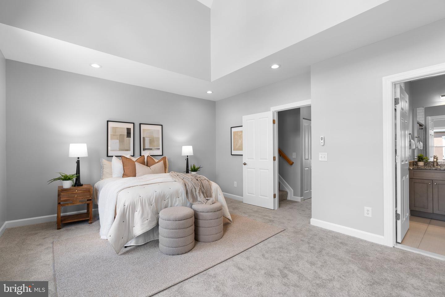2333 Cambridge Walk Property Photo 17