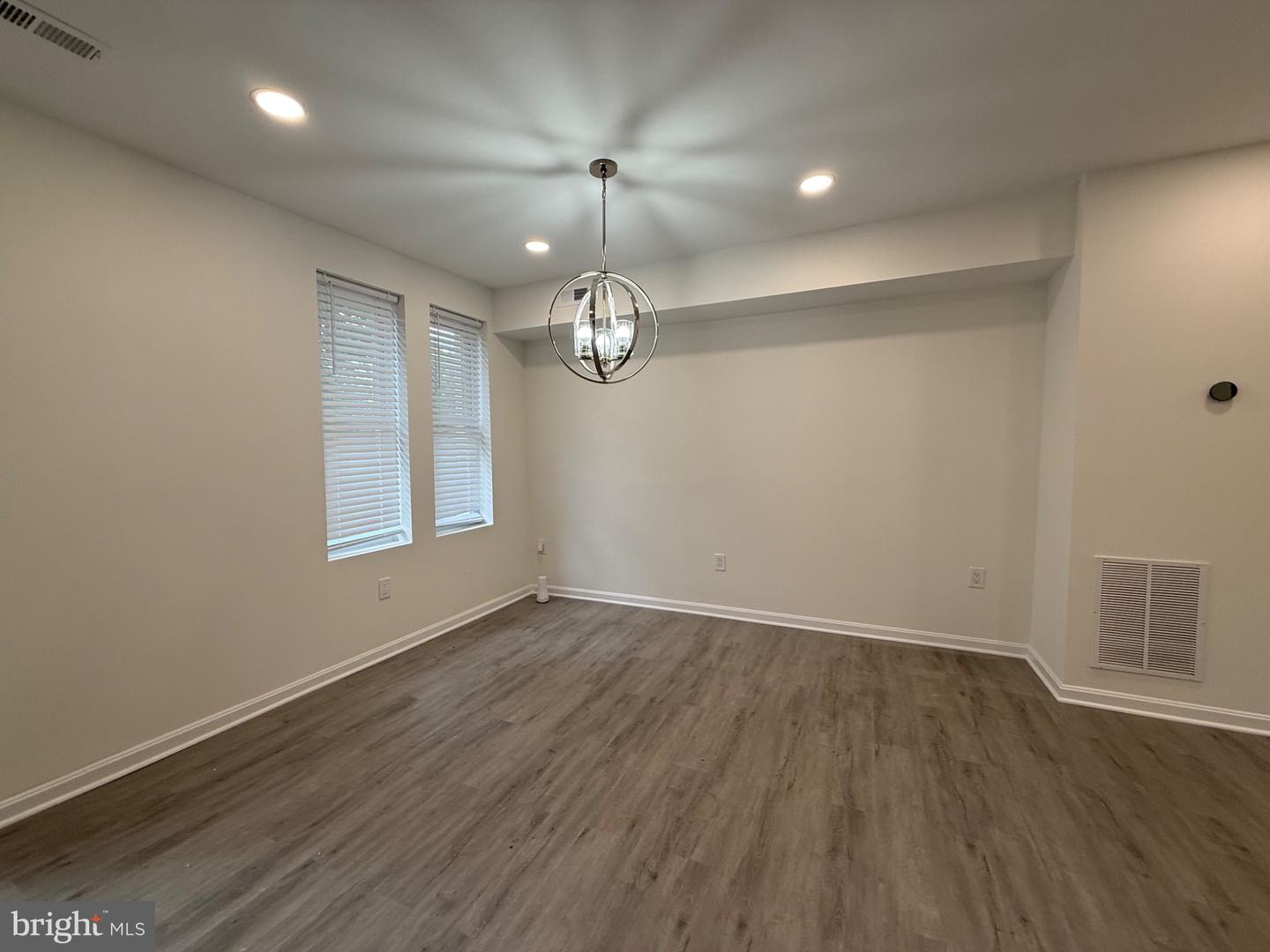 5215 Ready Ave Property Photo 17