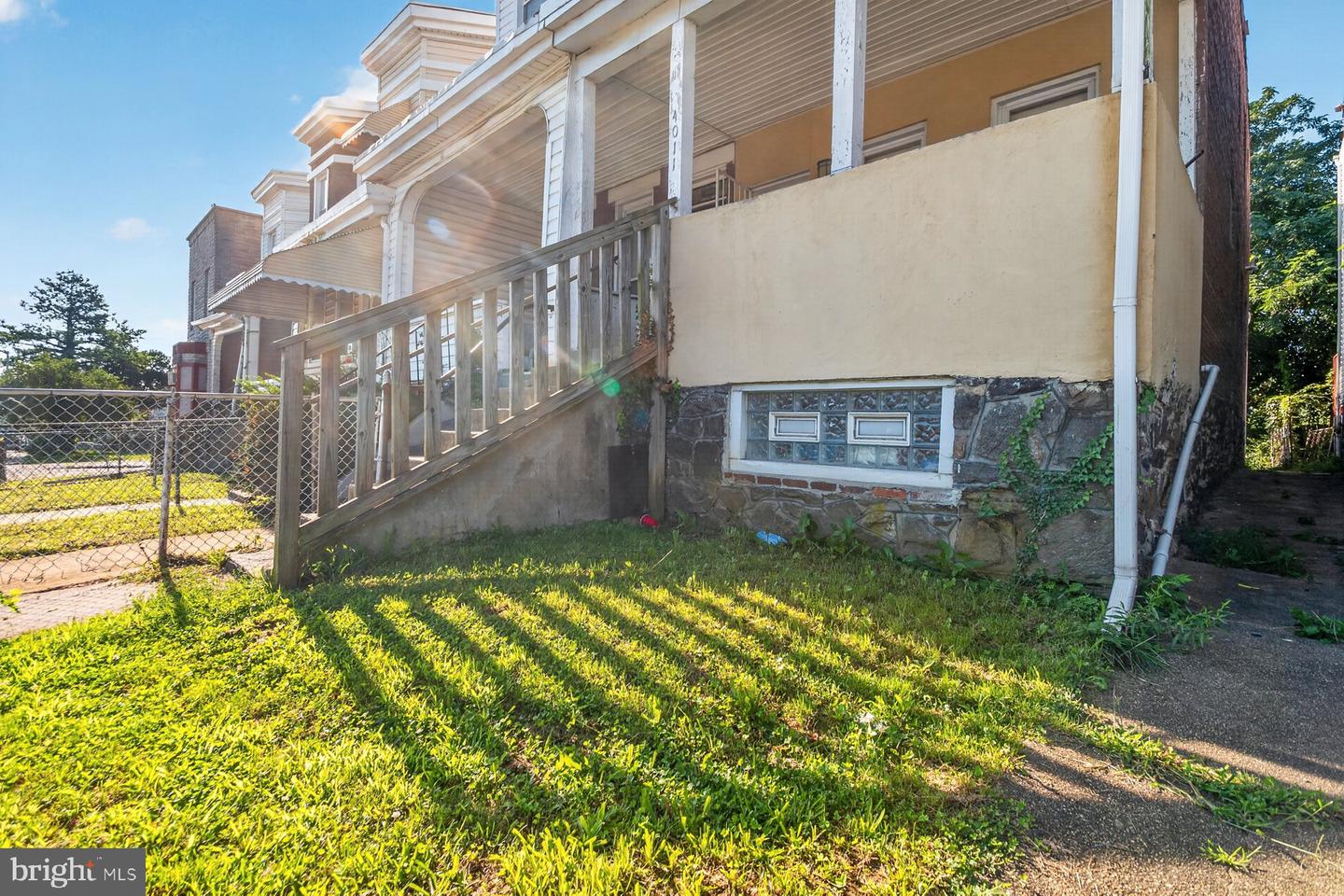 4011 Edmondson Ave Property Photo 4