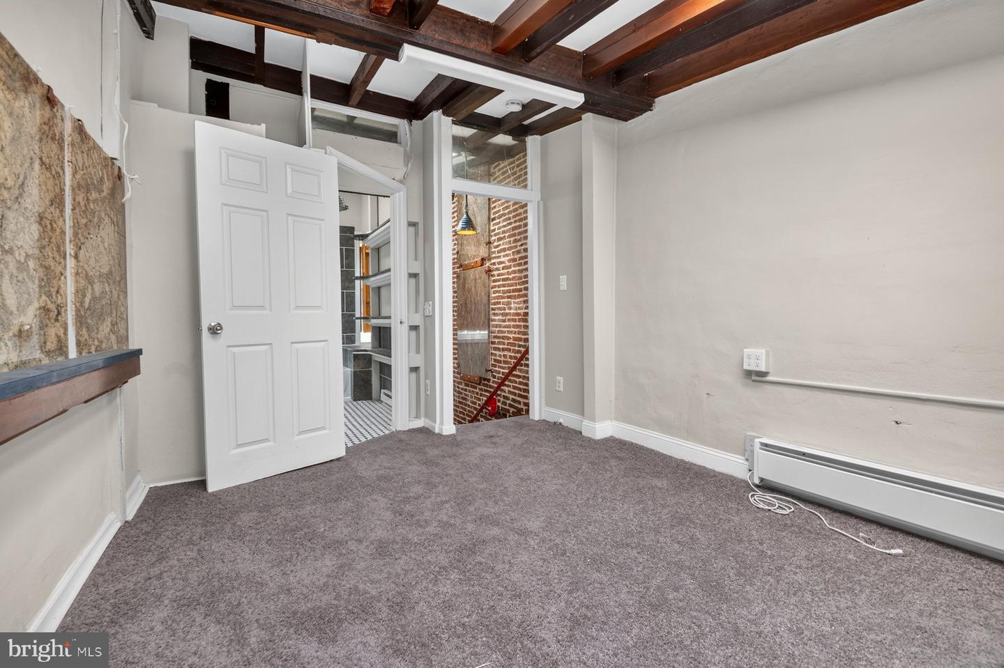 504 Callender St Property Photo 14