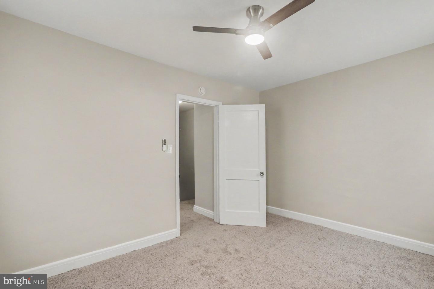 5532 Nome Ave Property Photo 13