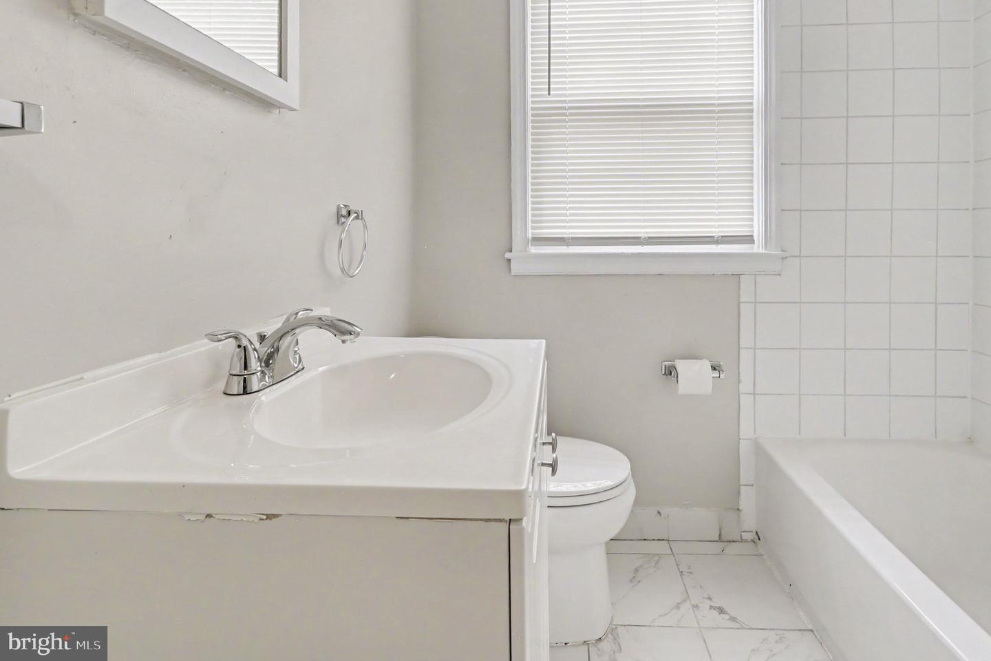 5532 Nome Ave Property Photo 15
