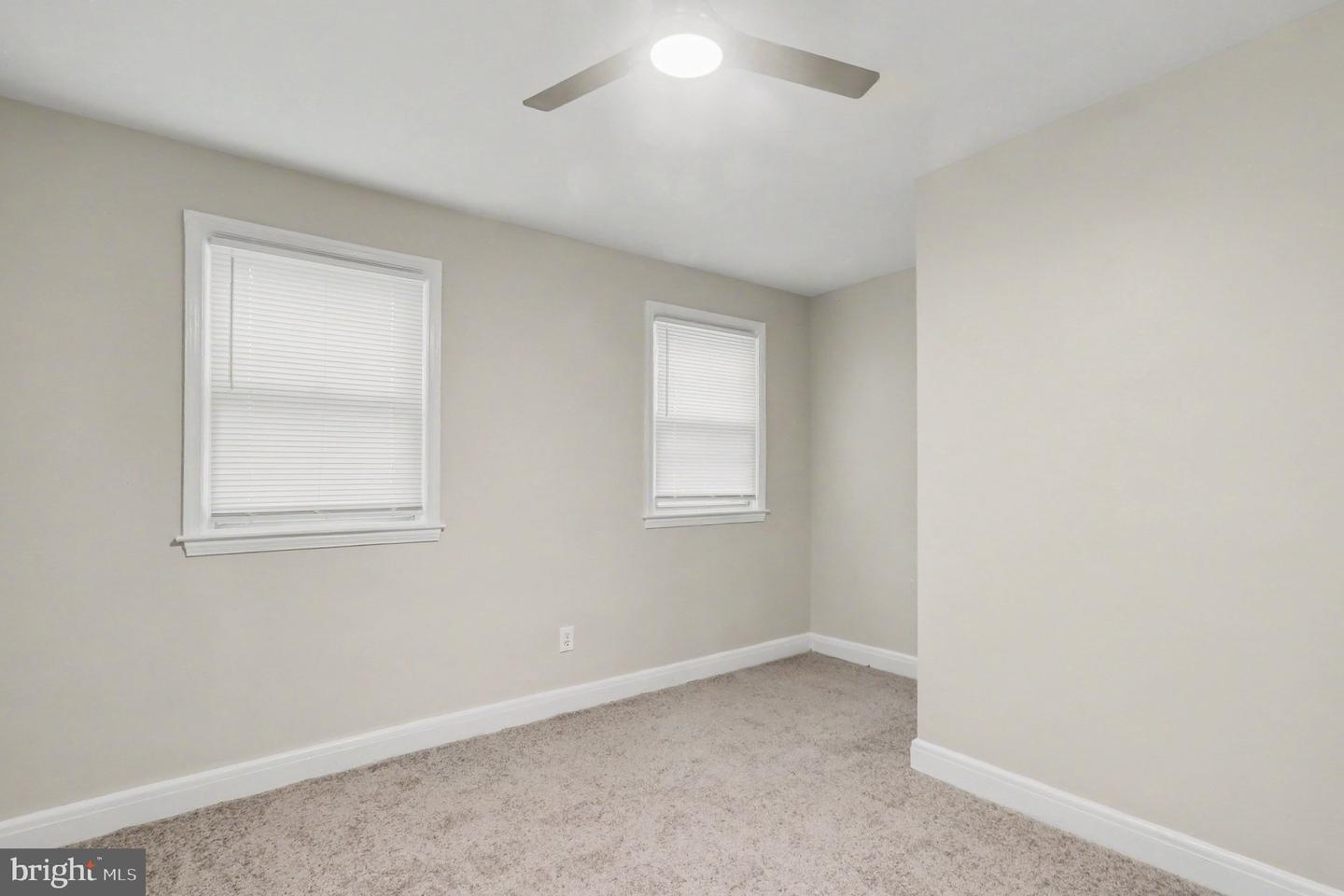 5532 Nome Ave Property Photo 18